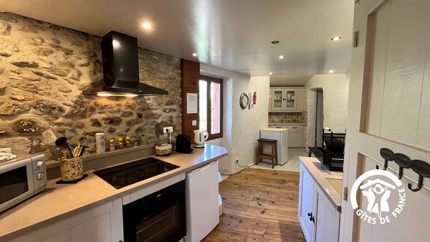 Gîte pour 4 personnes, avec piscine et jardin, animaux acceptés à Villelongue-dels-Monts - 2