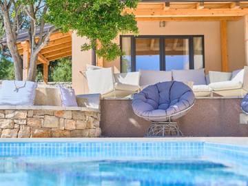 Ferienpark für 6 Personen, mit Garten und Pool in Kroatien