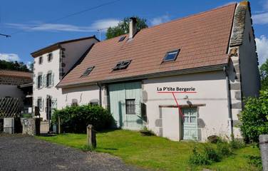 Gîte pour 4 personnes, avec terrasse et jardin à Saint-Nectaire