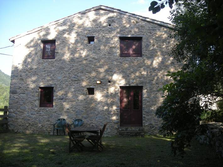 Casa rural para 5 personas, con Terraza y Jardín en Pirineo Catalan - 4