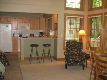 Vacation Apartment for 10 Guests in Lake Michigan, Boyne Mountain, Picture 2