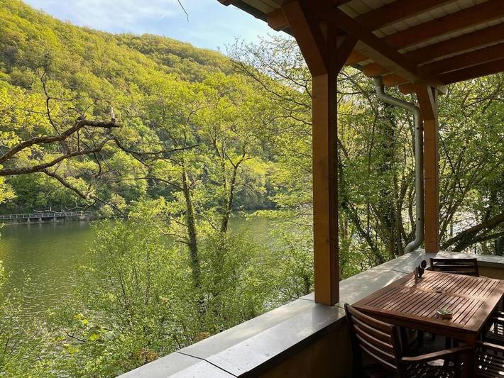 Chalet für 2 Personen, mit Balkon und Terrasse sowie Sauna und Ausblick