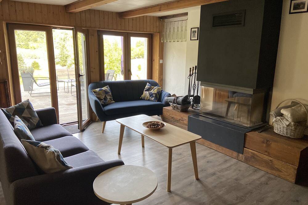 Spacious family inn surrounded by nature in Ventron, Parc naturel régional des Ballons des Vosges