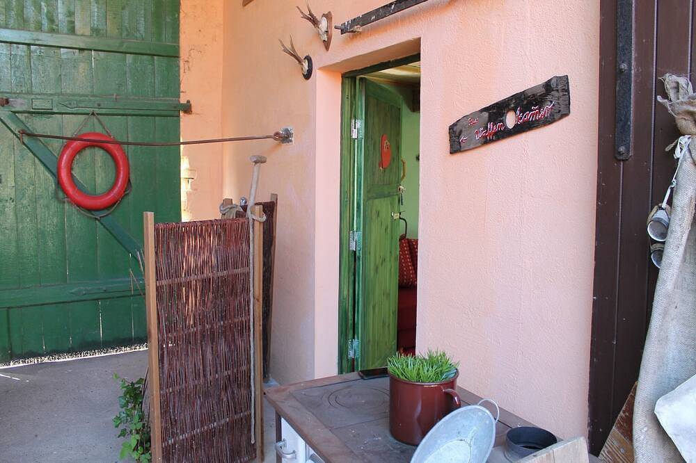Entire apartment, Wohnung in Ribnitz Damgarten in Ribnitz-Damgarten, Western Pomerania