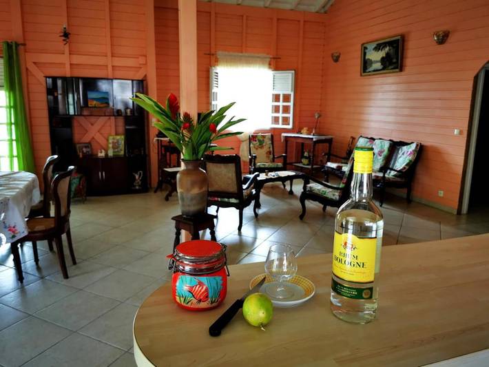 Location de vacances pour 6 personnes, avec vue et jardin dans Les Saintes (Guadeloupe) - 3