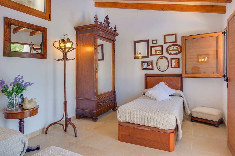 Villa Can Sion in Esporles, Mallorca Oeste