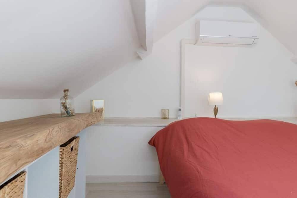 Le Relax - Air-conditioned house with terrace -Troyes in Troyes, Aube