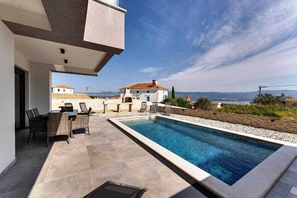 Cijeli apartman, Holiday house Rosemary with pool and panoramic seaview in Risika, Krk
