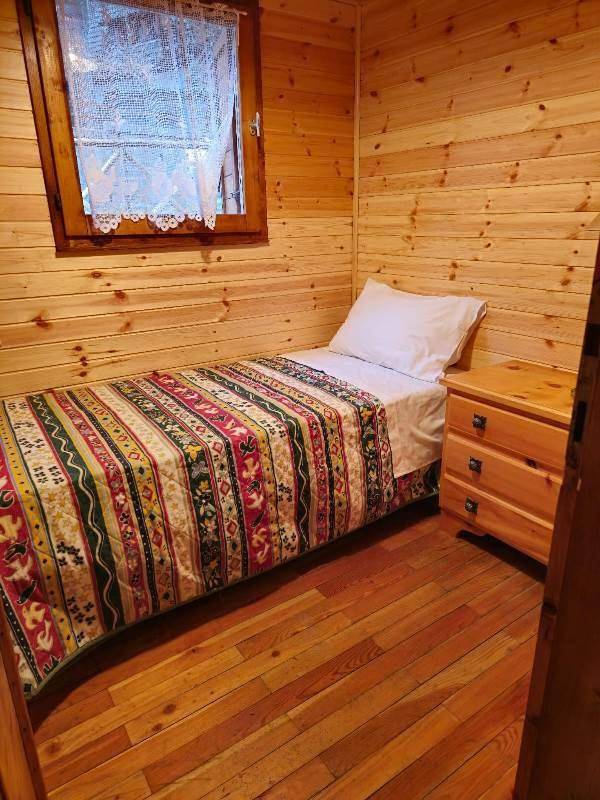 Chalet Natura Il rifugio dello scoiattolo in Pedace, Casali del Manco