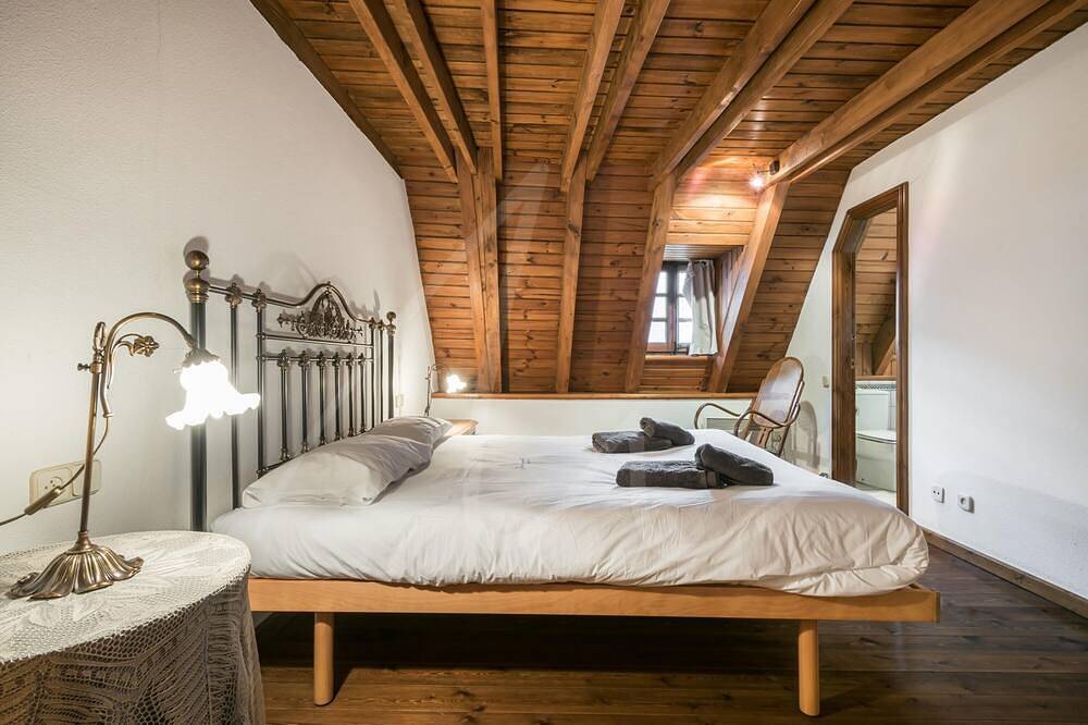 Casa Ferrera in Escuñau, viella e mijaran