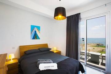 Villa for 8 People in Paphos, South Cyprus, Photo 1