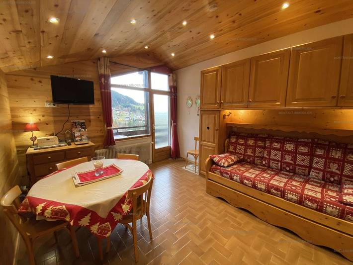Gîte pour 5 personnes, avec Balcon dans Chinaillon - 2