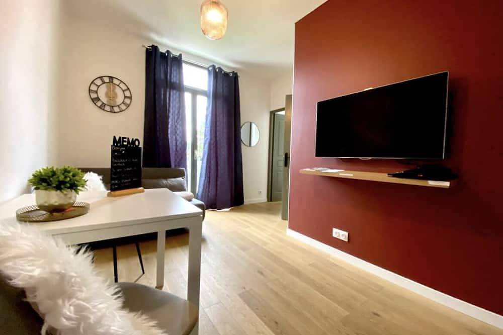 Entire apartment, Apartment in Annecy Sevrier in Sévrier, Parc naturel régional du Massif des Bauges