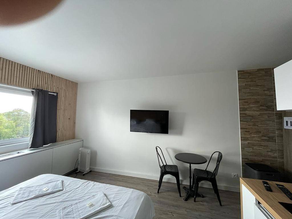 Appartement entier, Appartement design tout confort (parking gratuit) in Gradignan, Région de Bordeaux