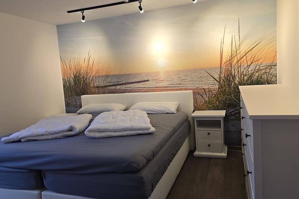 Exklusives Ferienhaus - Strandnah - Hunde willkommen - Garten voll eingezäunt in Dornumersiel, Dornum