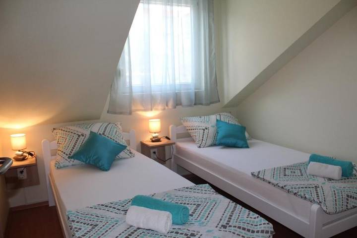 Gîte pour 6 personnes, avec balcon/terrasse, animaux acceptés à Zaboric - 2