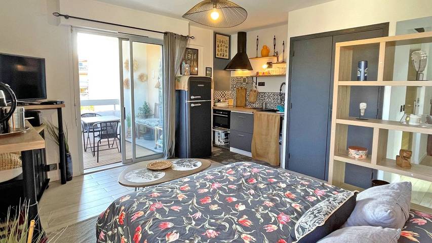 Gîte pour 2 personnes, avec terrasse à Sainte-Maxime - 2