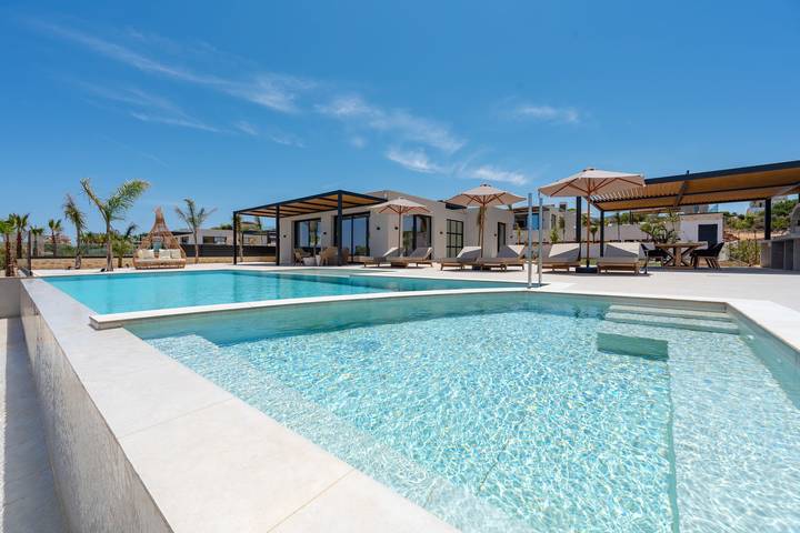 Holiday rental for 10 people, with garden and pool in Hersonissos