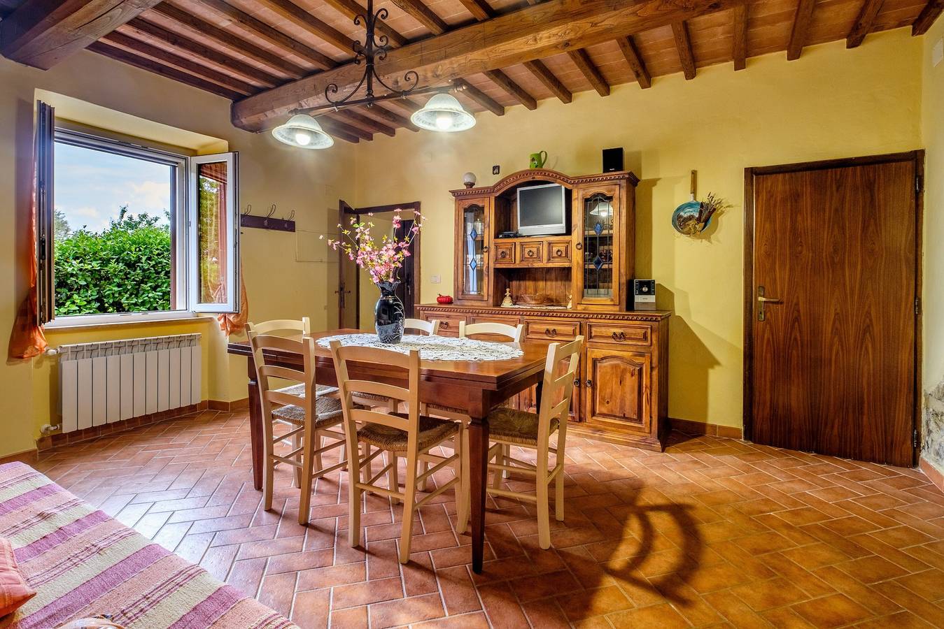 Pet-Friendly Holiday Home Fonte Etrusca with Pool, Garden & Wi-Fi in Sorano, Grosseto Province