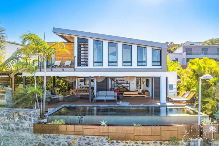 Chalet para 10 personas, con jacuzzi además de piscina y jardín - 1
