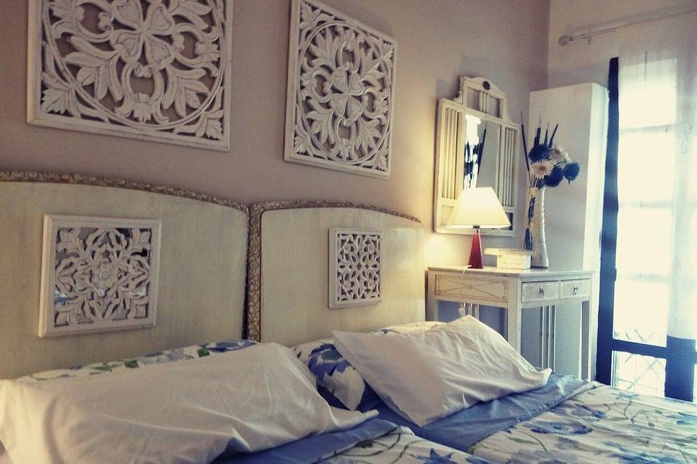 Appartamento intero, Appartamento Con Terrazzo-Solarium E Patio Proprio, Patio Del Limonero in Distrito Centro (Córdoba), Cordoba