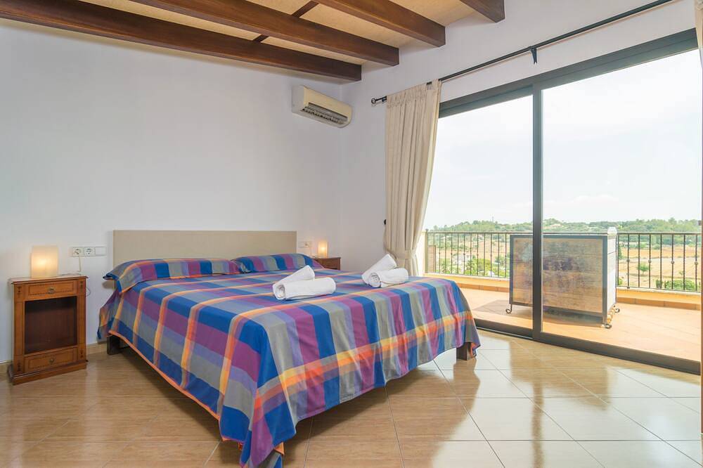 Can Nadal - Adults Only - Bonita casa de pueblo con vistas espectaculares. Wifi Gratis. in Sineu, Interior de Mallorca