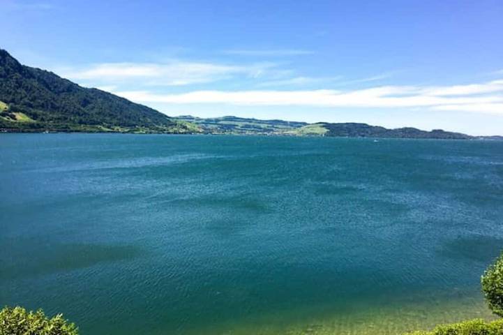 Ferienwohnung, mit Balkon am Vierwaldstättersee