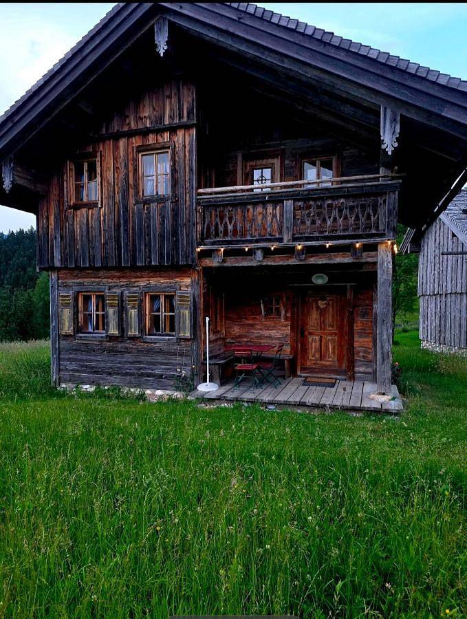 Ferienhaus für 4 Personen, mit Pool und Garten sowie Ausblick, mit Haustier