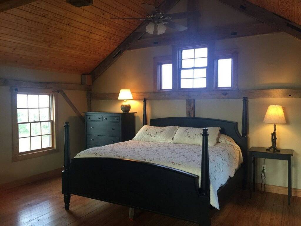 Sonnenuntergang-Amish-Kabine bei Wolf Creek Guest Ranch in Gillespie County