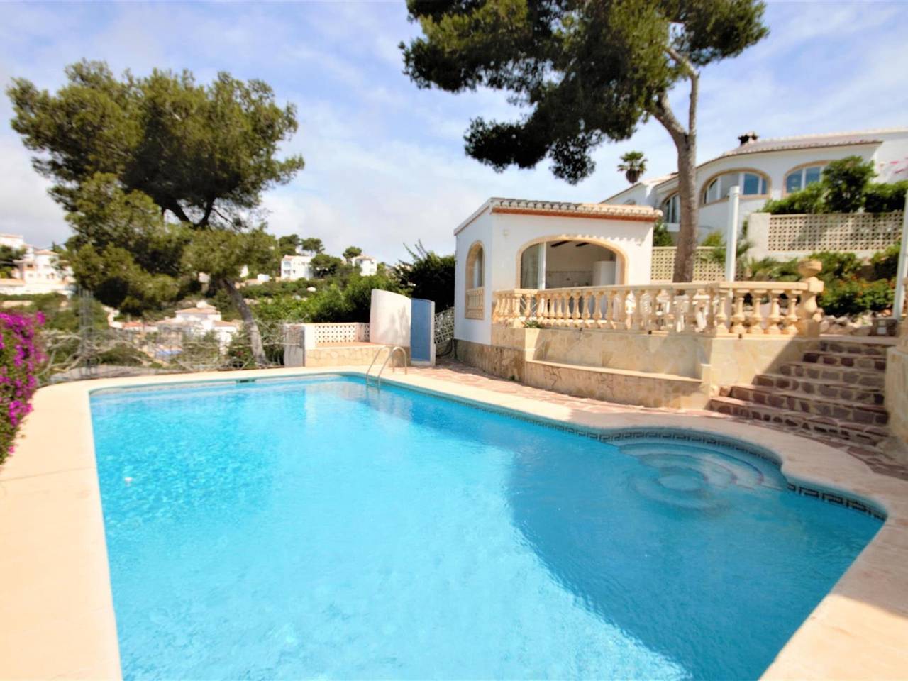 Villa íntima en Jávea con piscina privada y jardín para 8 pers. in Granadella, Jávea