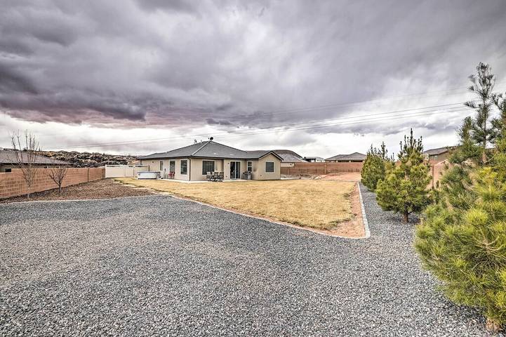 Ferienhaus für 8 Personen, mit Garten und Whirlpool - 1