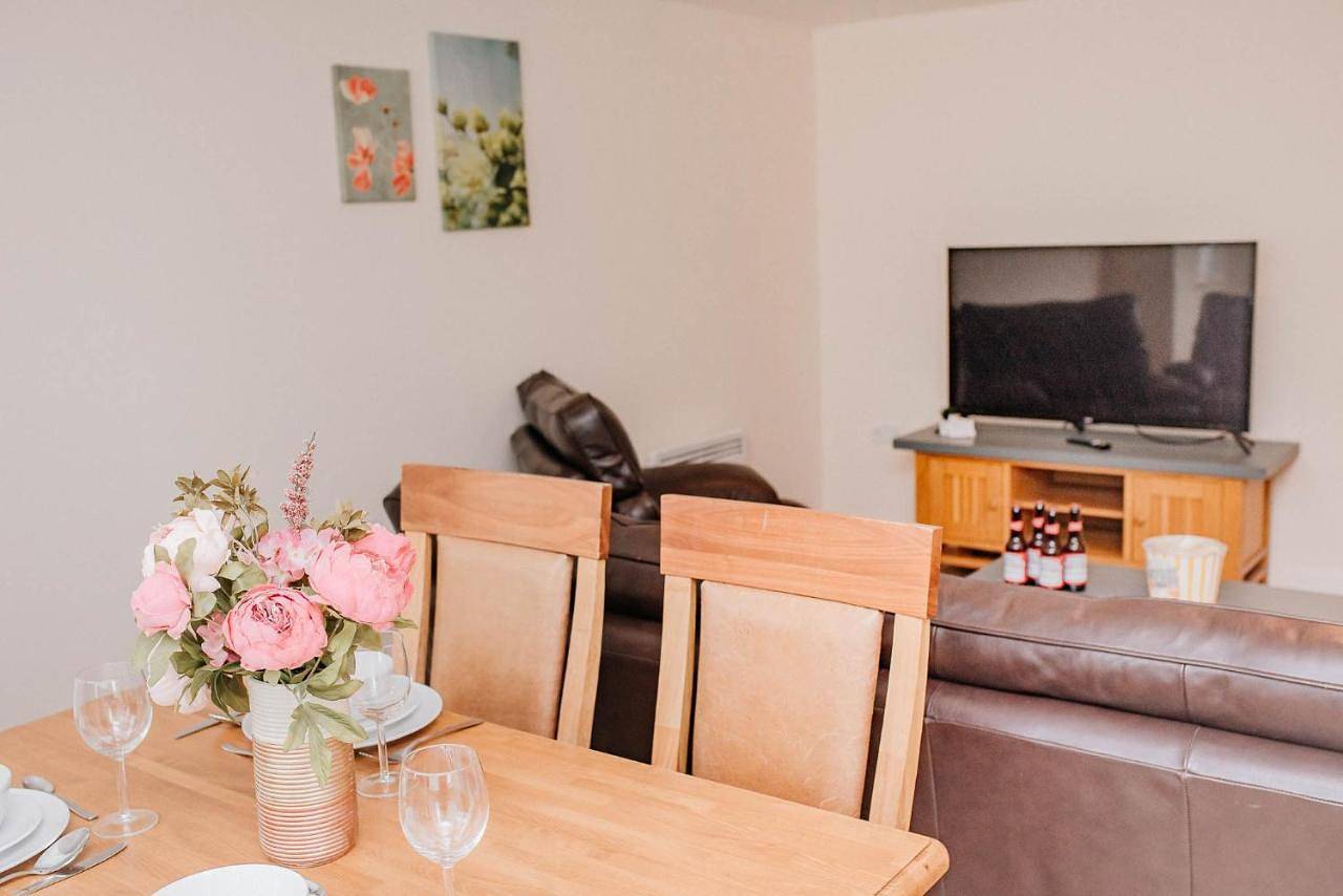 Entire apartment, Two-Bedroom Apartment in Armthorpe, South Yorkshire