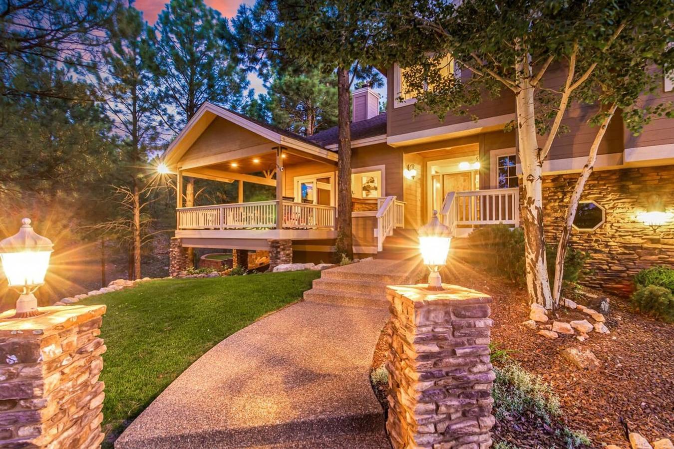 Ganze Wohnung, Amberwood Estate w 5 Showers Spa Mtn Views in Flagstaff, Coconino Nationalwald