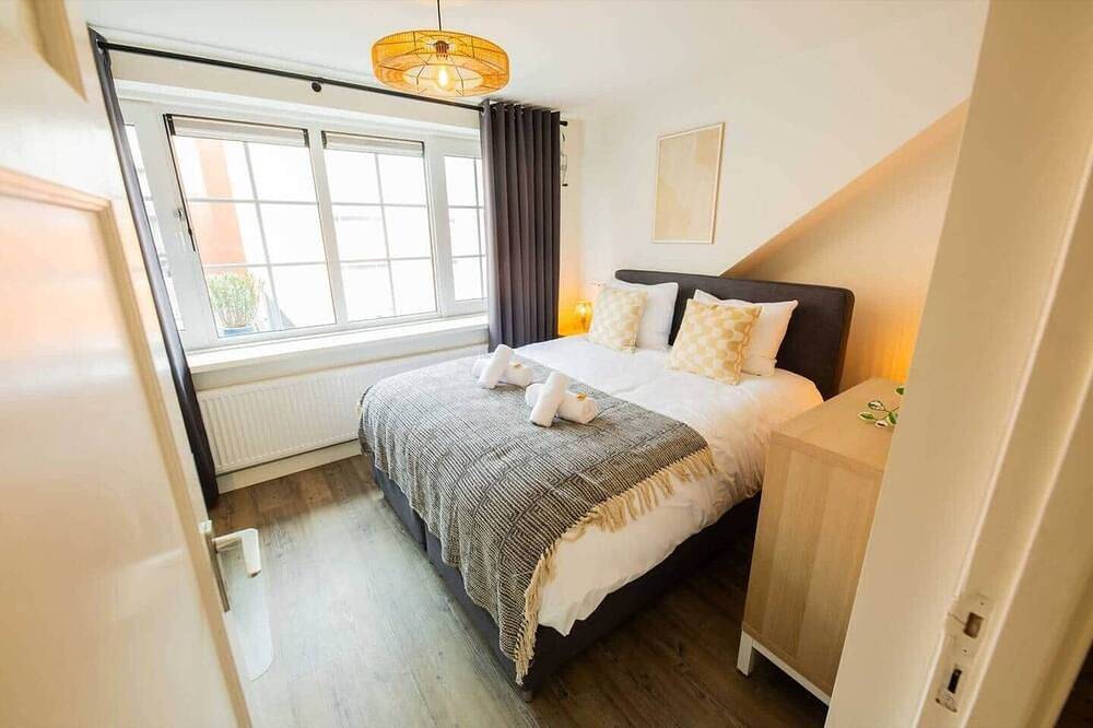 Entire apartment, Premium 70m2 Two-Bedroom Apartment - Sd23H in Eindhoven, North Brabant