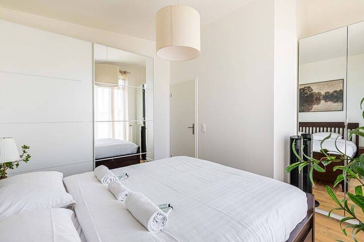 Entire apartment, Guestready - Spacious flat with furnished terrace in Villejuif, Val-de-Marne