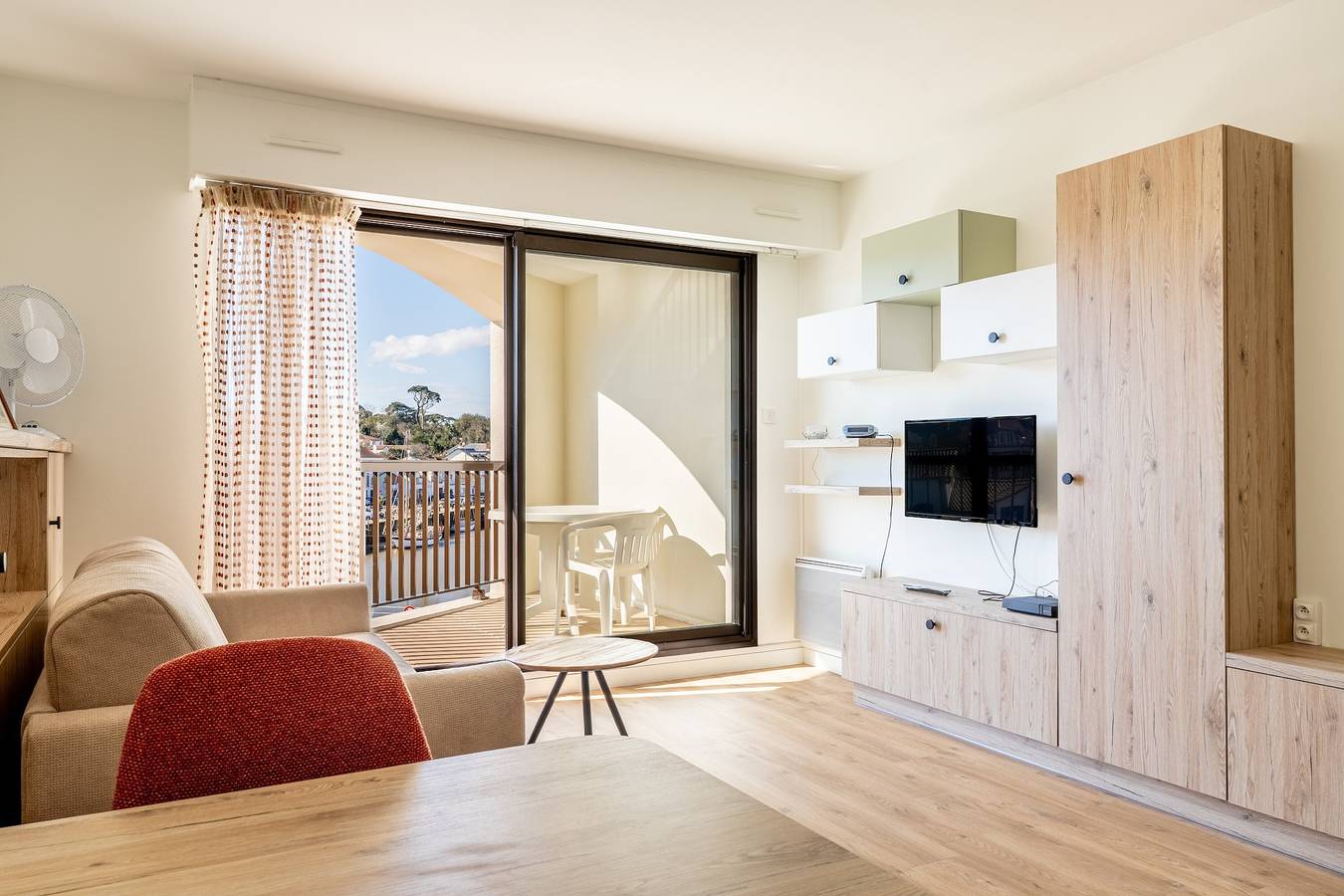 Studio 'A011 - Uitzicht op de Oude Haven van Pornic' met Wi-Fi, foto 6