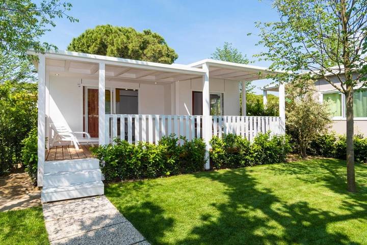 Camping für 4 Personen, mit Pool und Kinderpool sowie Garten in Cavallino - 3