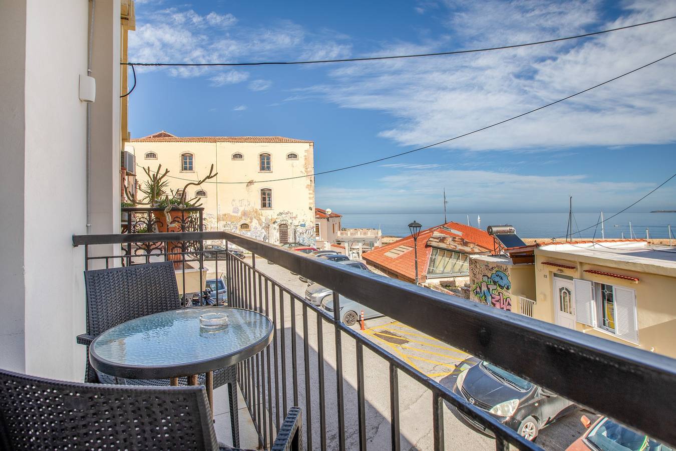 Kamer 'Porto Chania B2' met gedeelde tuin, draadloos internet en airconditioning in Splantzia, Chania en omgeving