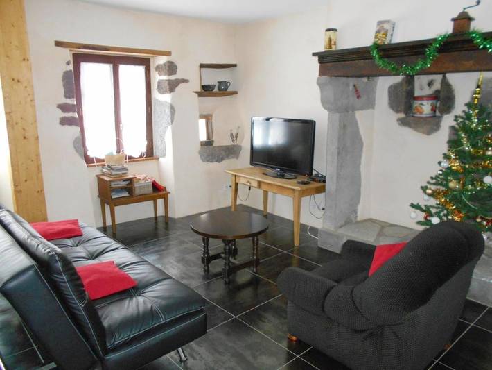 Location de vacances pour 6 personnes, avec jardin, adapté aux familles à Tauves - 4