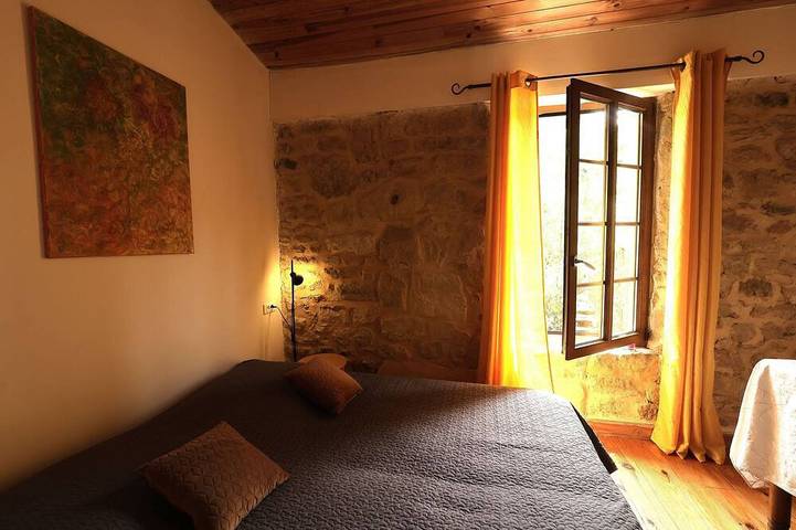 Appartement de vacances pour 4 personnes, avec jardin ainsi que terrasse et piscine, animaux acceptés - 1