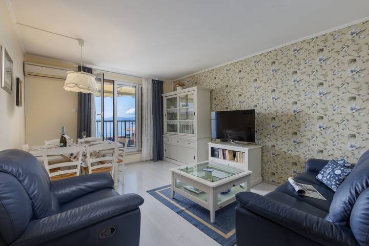 Ferienwohnung für 4 Personen, mit Balkon und Meerblick in Rijeka - 2