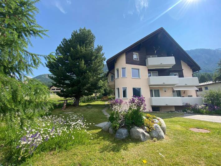 Ferienwohnung für 3 Personen, mit Balkon und Garten in Pontresina