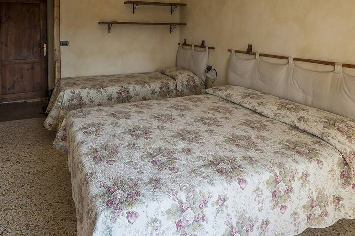Geheel appartement, Fantastisch appartement in het historische centrum met uitzicht op Piazza Sant'Agostino in San Gimignano, Provincie Siena