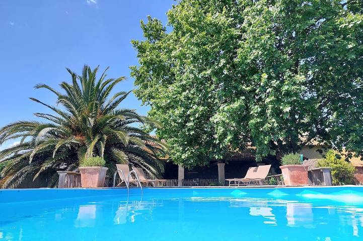 Casa de vacaciones para 5 personas, con jardín además de terraza y piscina - 1