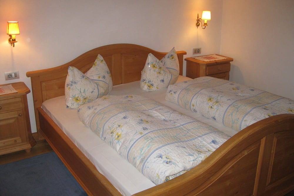 Ganze Wohnung, Fewo Prantschur - Ruhiger und traumhafter Familienurlaub mit \"Dolomiten\" Blick in Sankt Peter Tal, Lajen
