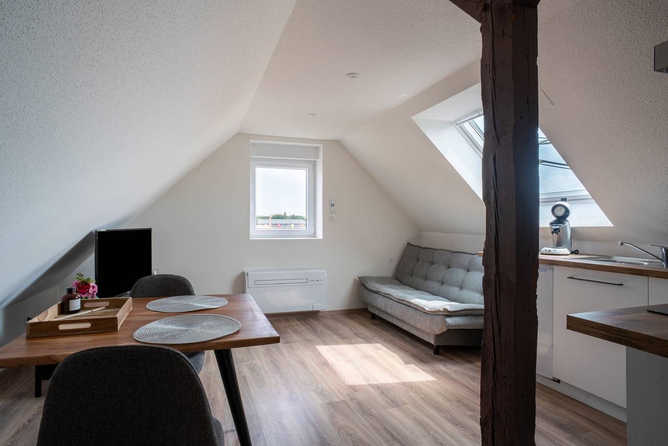 Entire apartment, Gemütlich 7 - Appartement cosy climatisé in Weissenburg, Wissembourg region