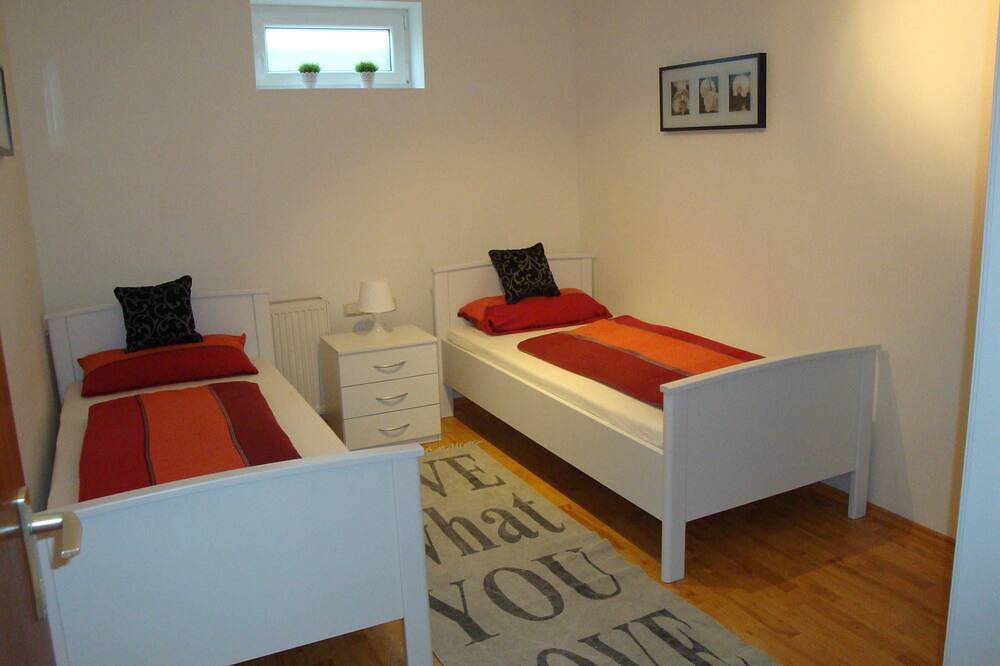 Ganze Wohnung, Am-Ferienwohnung Am Eck - Ferienwohnung Am Eck in Amorbach, Main-Odenwald