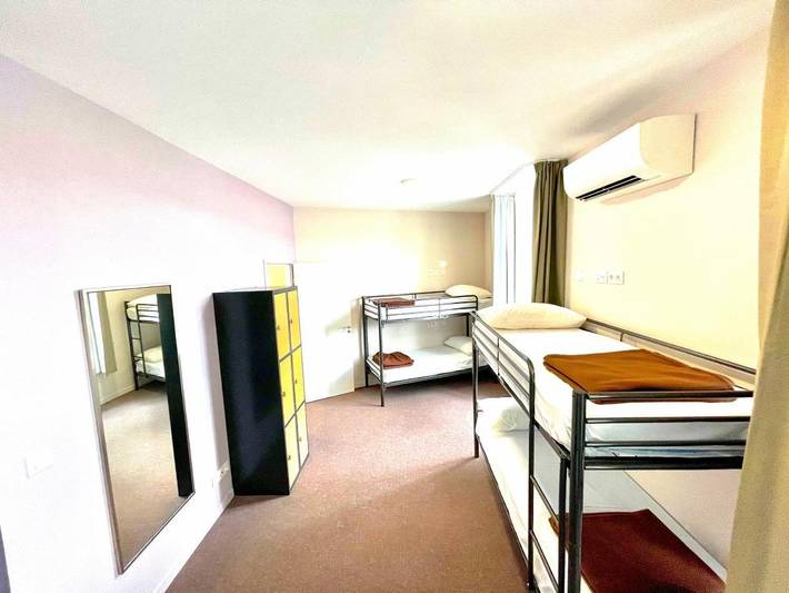 Location de vacances pour 6 personnes, avec terrasse dans Gare De Nimes - 4