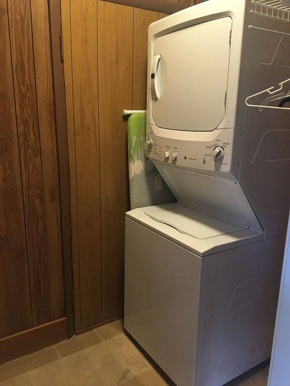 Barn for 12 people, with yard in 