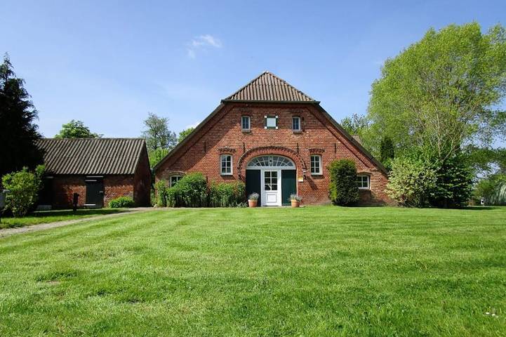 Ferienwohnung für 6 Personen, mit Pool und Garten sowie Sauna und Terrasse, mit Haustier - 1
